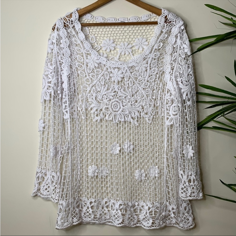 White Open Weave Floral Embroidered Scoop-neck Tunic Top Swim Coverup PTP 19.5”